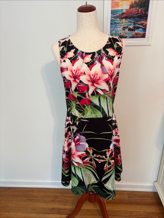 Philosophy Dresses & Skirts - Philosophy Sleeveless Floral Fit & Flare Dress - Black with Pink Floral